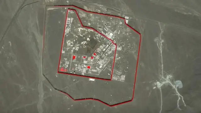 натанз