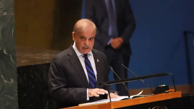 पाकिस्तान के प्रधानमंत्री शहबाज़ शरीफ़