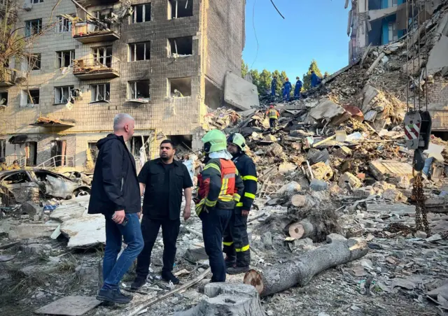 В Соломенском районе Киева обрушился подъезд жилого дома