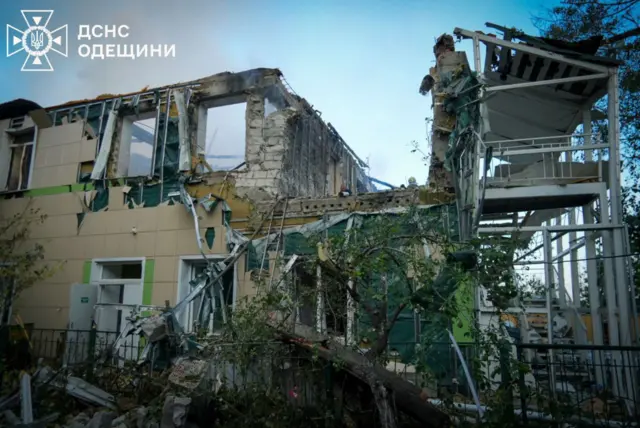 Известно о 13 пострадавших