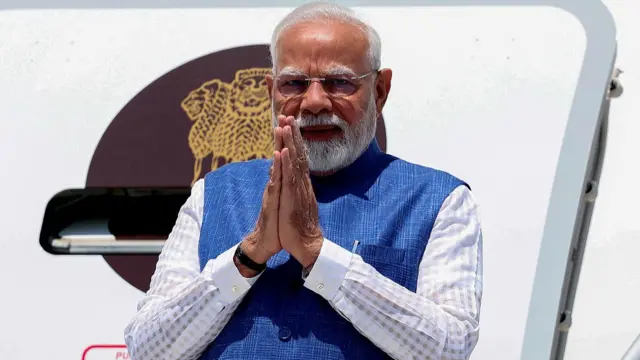 प्रधानमंत्री नरेंद्र मोदी