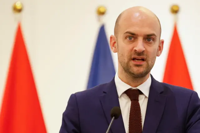 وزير الخارجية الفرنسي جان نويل بارو