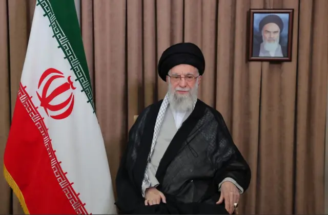 المرشد الأعلى آية الله علي خامنئي