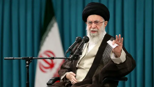 المرشد الأعلى الإيراني آية الله علي خامنئي