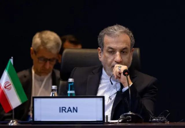 Ngoại trưởng Iran Seyed Abbas Araghchi