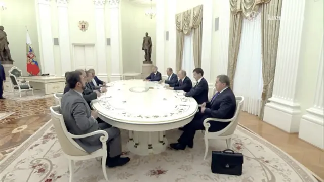 Во время встречи Путина и главы МИД Ирана