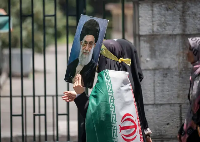 خامنہ ای