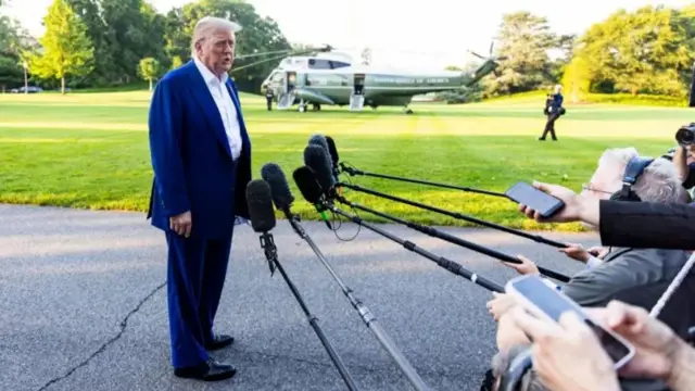 যুদ্ধবিরতি ঘোষণা হওয়ার পর ইরান ও ইসরায়েল দুই দেশই তা লঙ্ঘন করেছে উল্লেখ করে ‘অসন্তোষ' প্রকাশ করেছেন ডোনাল্ড ট্রাম্প