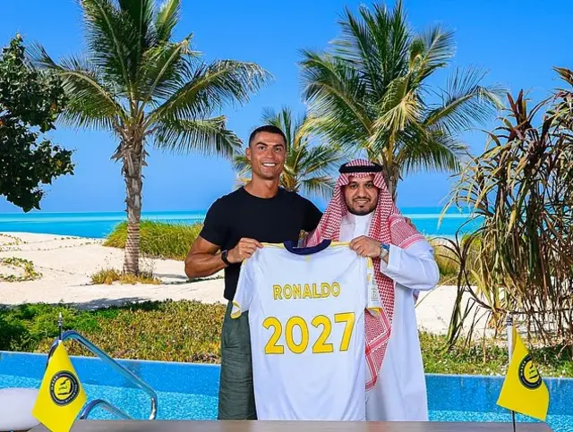 Roonaaldoon AL Naasir waliin kontiraata haaraa mallatteesse