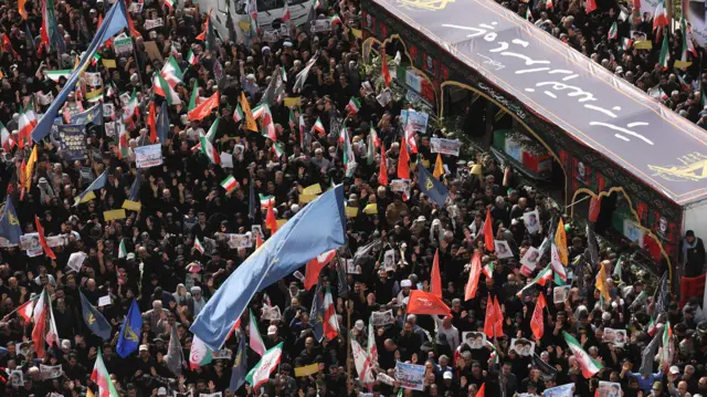 إيران