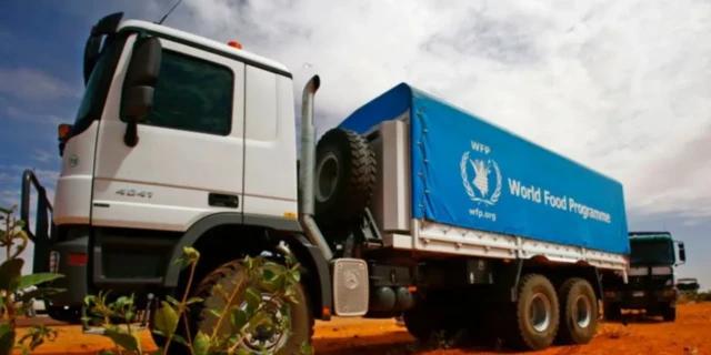 Ụgbọala ndị njem ahụ gụnyere gwongworo ụlọọrụ World Food Programme nke UN