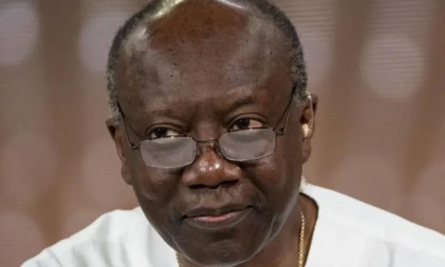 E kwuru na Ofori-Atta gara mba ofesi maka nleta ahụike