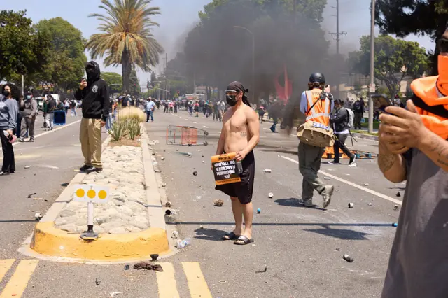 LA