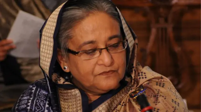 ক্ষমতাচ্যুত সাবেক প্রধানমন্ত্রী শেখ হাসিনাসহ