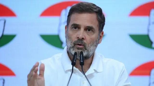 राहुल गांधी