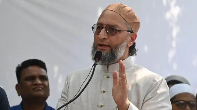 असदुद्दीन ओवैसी