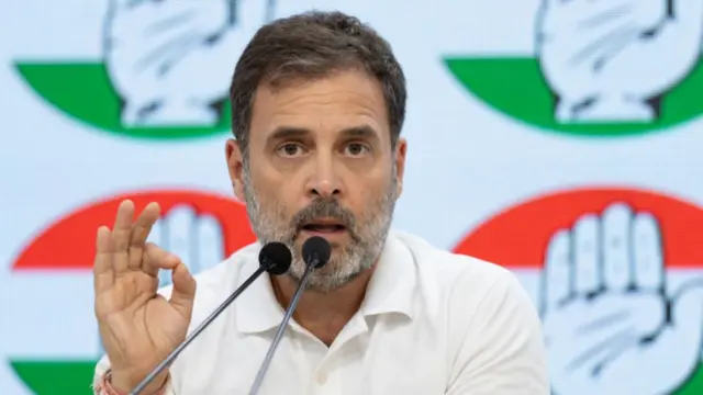 राहुल गांधी