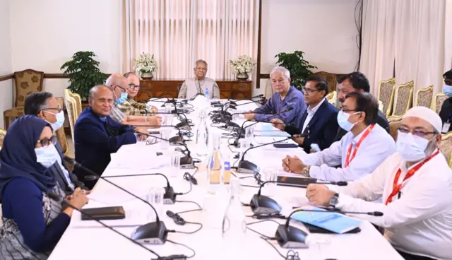 বুধবার রাষ্ট্রীয় অতিথি ভবন যমুনায় এই বৈঠক অনুষ্ঠিত হয়