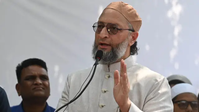 असदुद्दीन ओवैसी