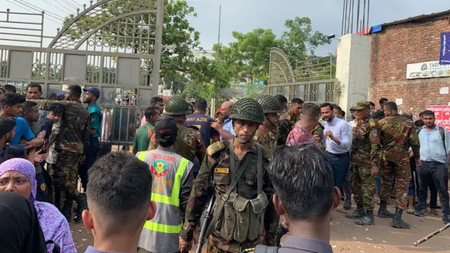 সেনা সদস্যরাও উদ্ধার তৎপরতায় অংশ নিয়েছেন