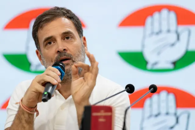 राहुल गांधी