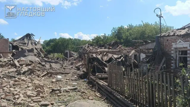 разрушенный дом