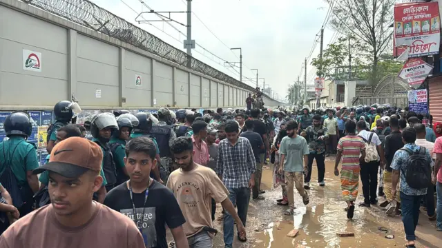 বেলা তিনটার সময় নেওয়া ছবি
