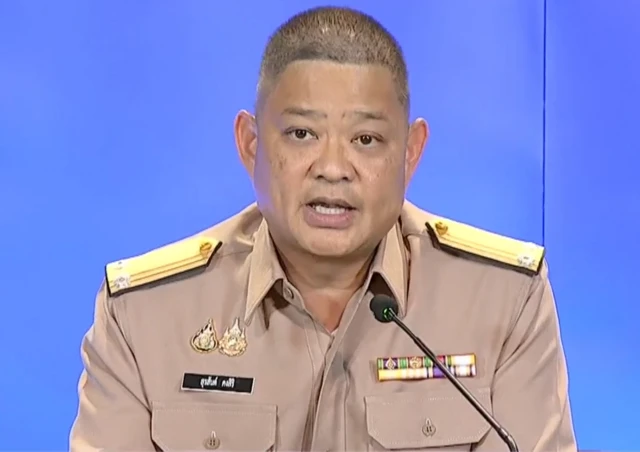 Thiếu tướng Surasant Kongsiri