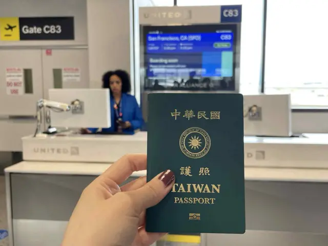從美國飛回台灣投票的選民