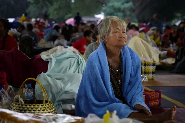 Người dân sơ tán ở huyện Kantharalak, tỉnh Sisaket hôm 26/7
