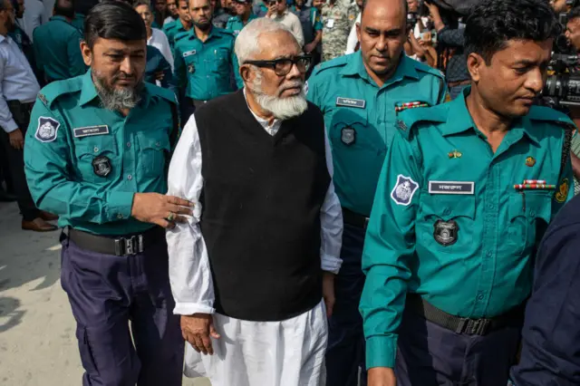 একাধিক মামলায় গ্রেফতার হয়ে কারাগারে আছেন সালমান এফ রহমান