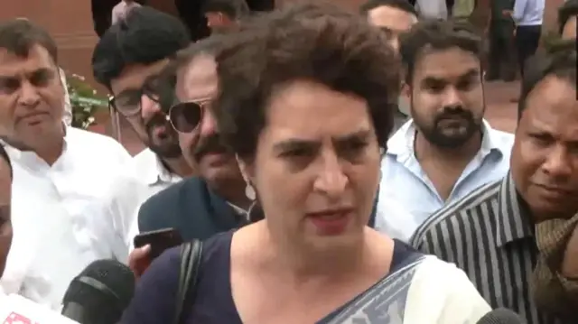 प्रियंका गांधी