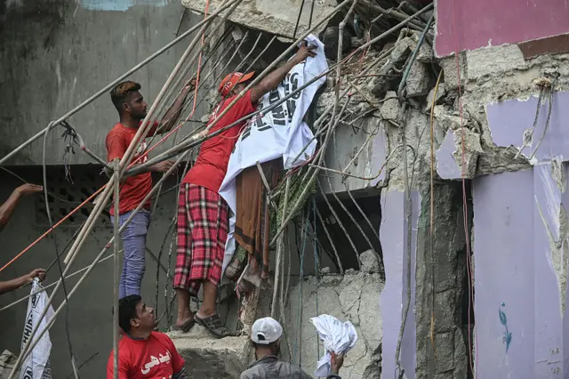 رہائشی عمارت کے انہدام