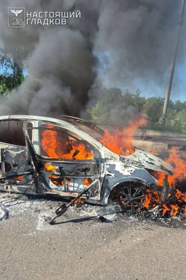 Горящий автомобиль