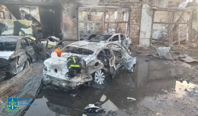 Прокуратура опубликовала фото сгоревших автомобилей