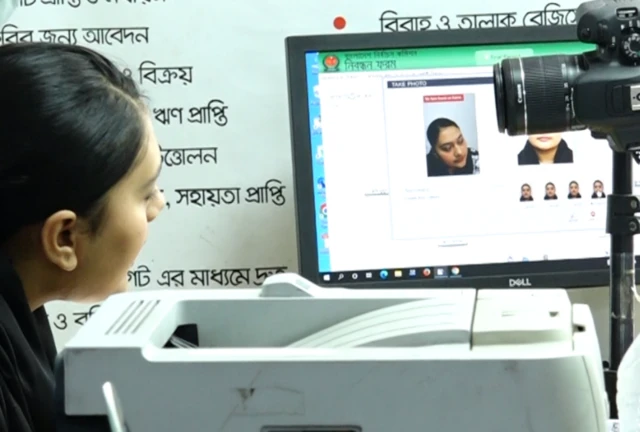 নির্বাচন কমিশনের এনআইডি বিভাগে দেশের ১২ কোটির বেশি নাগরিকের তথ্য সংরক্ষিত রয়েছে