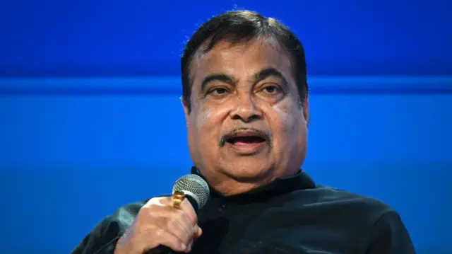 नितिन गडकरी