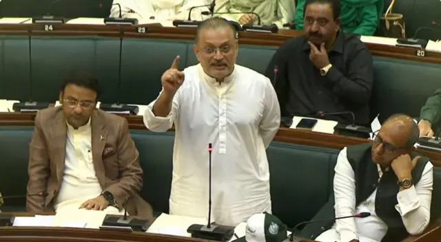 واقعے کے بعد پولیس نے ڈمپر کے ڈرائیور کو گرفتار کرلیا اور ڈمپر تحویل میں لے لیا:صوبائی وزیر شرجیل انعام میمن