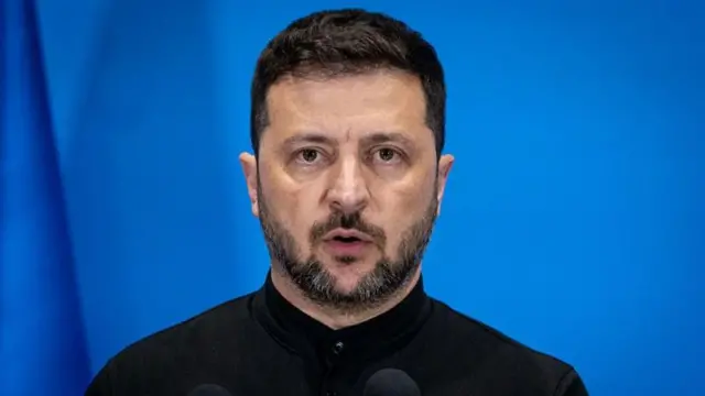 ইউক্রেনের প্রেসিডেন্ট ভলোদিমির জেলেনস্কি