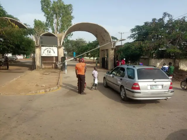 Kofar shiga Kwalejin kimiyya da fasaha ta gwamnatin tarayya da ke jihar Bauchi