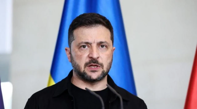 Zelensky ga-ezute Starmer, dịka a na-eche maka nzukọ ga-adị n’etiti Trump na Putin