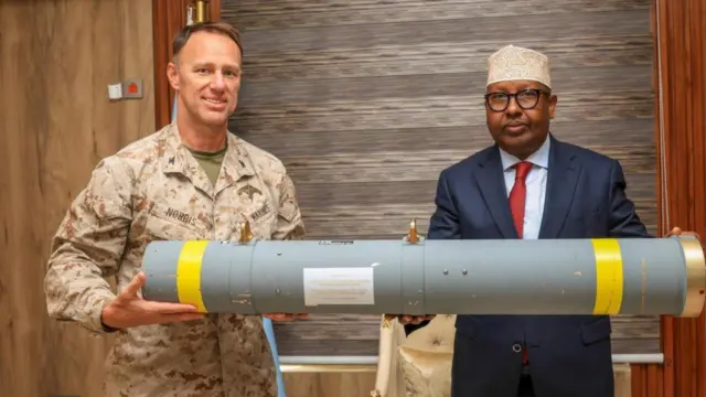 Wasiirka Gaashaandhiga Soomaaliya iyo Ed Norris