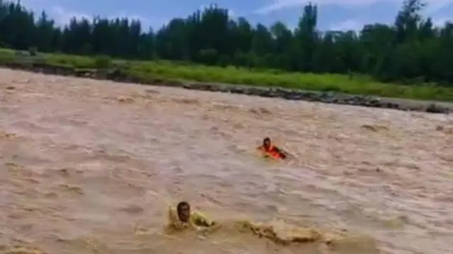 خیبرپختونخوا میں سیلابی ریلے