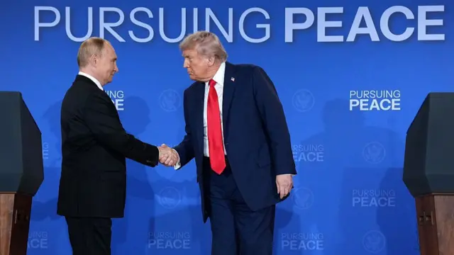 Tiraamp fi Puutiin