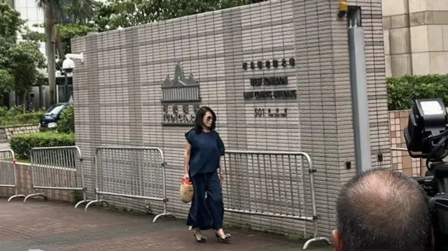 黎智英太太李韻琴到場旁聽