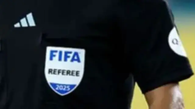 Refrees