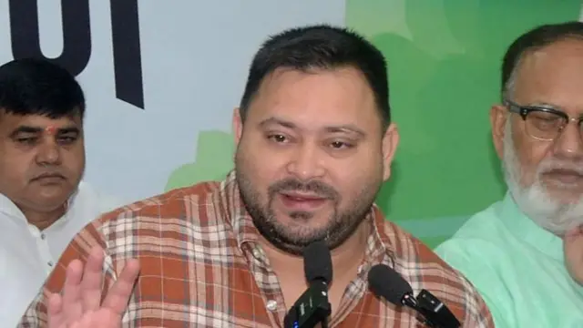 तेजस्वी यादव