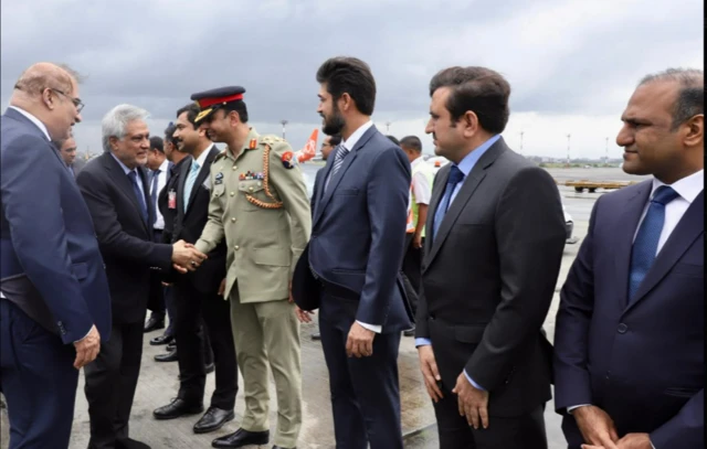 اسحاق ڈار کا دورہ بنگلہ دیش