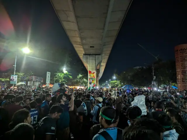 শাহবাগে বুয়েট শিক্ষার্থীদের বিক্ষোভ