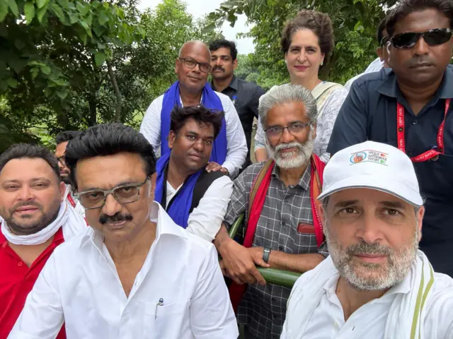 तेजस्वी यादव, दीपांकर भट्टाचार्य, एमके स्टालिन और  राहुल गांधी